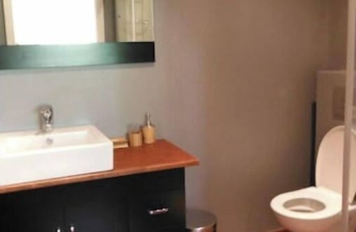 Carcans Plage Apartment | Carcans Plage: in the forest, 2 minutes from the beach-Up to 4 p-AC optional