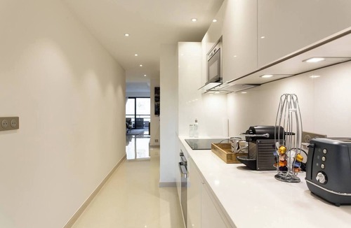 Cannes City Centre Apartment | Carlton area : Luxury & new 2 beds/2 baths