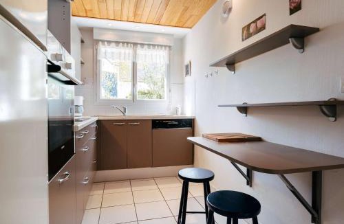 Carnac Villa | Carnac: Maison 4 pièces, 6 pers, Parking, Près plage - FR-1-477-54