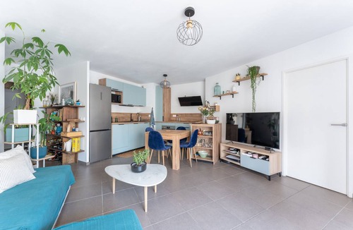 Lyon City Centre Apartment | Carnet de route - Appt climatisé avec balcon