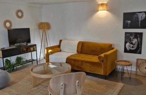 Saint-Florent House | Casa Francesca