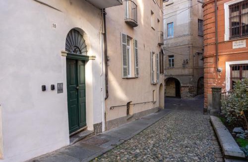 Saluzzo Apartment | Casa Piazzetta