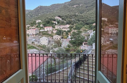 Zoza House | CASA ZITELLINI Charming village house in Zoza near the natural swimming pools