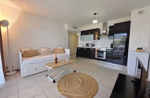 Pointe Croisette Apartment | Casta Diva by Interhome