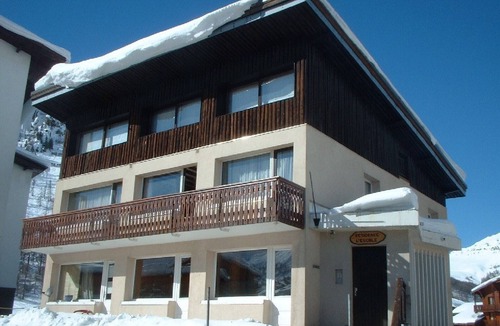 Val-d'Isere Apartment | Central apartment, near slopes, 10 pers, WiFi
