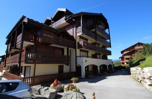 Les Carroz-d'Araches Apartment | Central family 3-room apt, 4 people, garage
