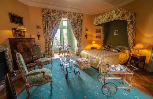La Flocelliere Bed & Breakfast | Château de la Flocellière
