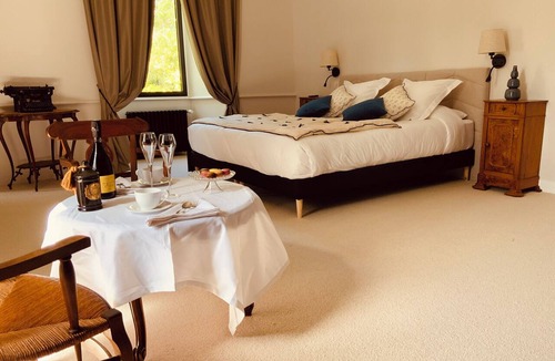 Sainte-Soulle Bed & Breakfast | Château de la Grimenaudière