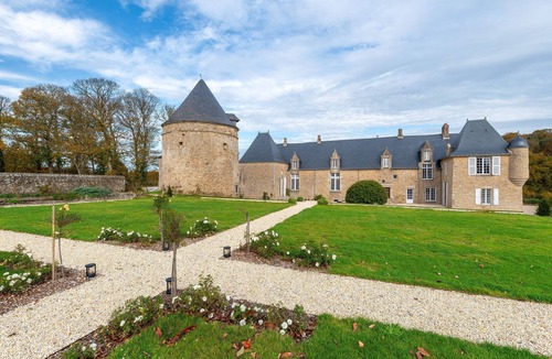 Alexain House | Château de Marigny - Piscine Privée, 8000m2 Jardin