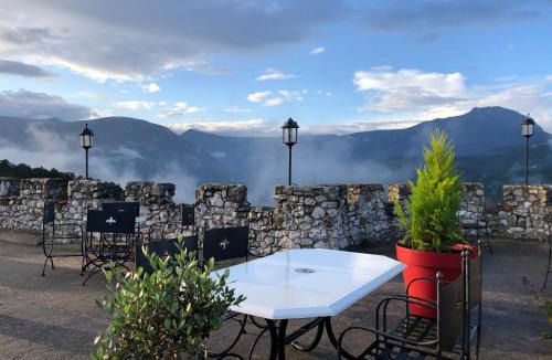 Trigance Hotel | Château de Trigance