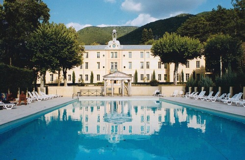 Montbrun-les-Bains Apartment | Château des Gipières: Exceptional Apartment with Private Garden, Pool, and Mont Ventoux View