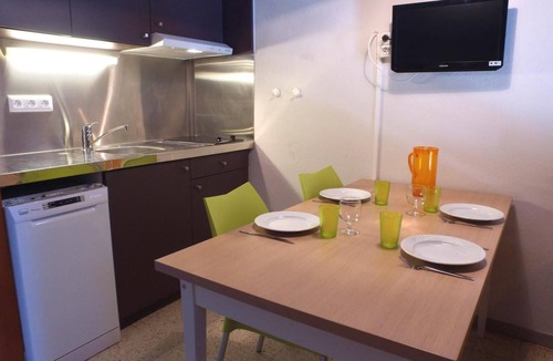 Saint-Bonnet-en-Champsaur Ski Chalet | Chalet, parking, tv, 37m², Saint-Léger-les-Mélèzes