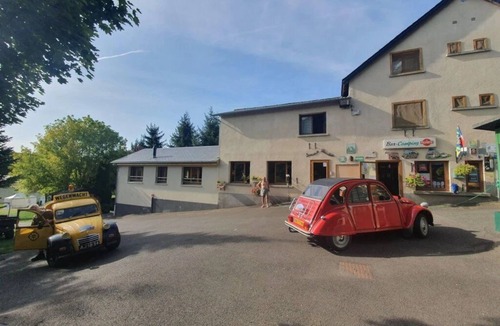 Saint-Bonnet-pres-Orcival Ski Chalet | Chalet 3 étoiles - ccbgbfd