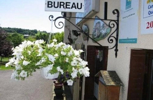 Saint-Bonnet-pres-Orcival Ski Chalet | Chalet 3 étoiles - ccbgbfd