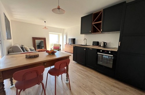Saint-Julien-en-Champsaur Ski Chalet | Chaleureuse Maison Familiale 10 Pers, vue Montagne