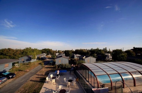 Saint-Denis-d'Oleron Ski Chalet | Chalet 2 étoiles - Piscine - eebbhh