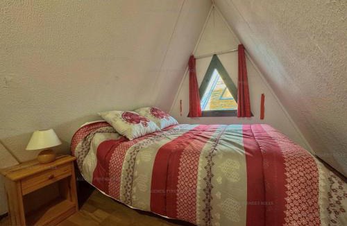 Les Angles Ski Chalet | Chalet 6 couchages avec balcon et parking aux Angles - FR-1-295-170