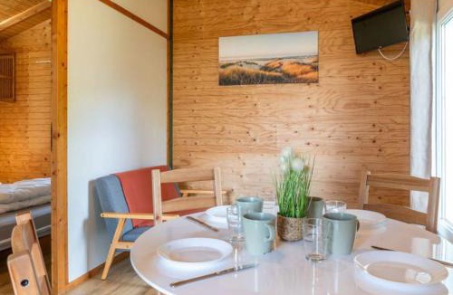 Treguennec Other | Chalet avec Terrasse à Tréguennec pour 4 personnes - API-1-52-944