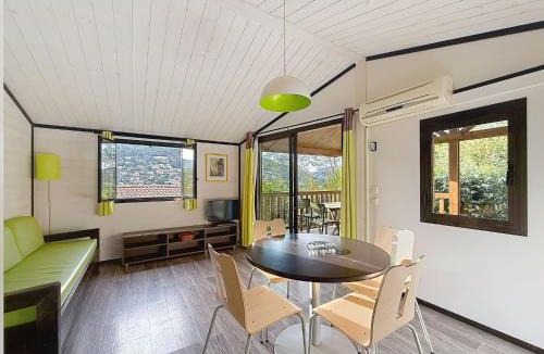 Sollies-Toucas Ski Chalet | Chalet dans résidence de vacances avec piscine