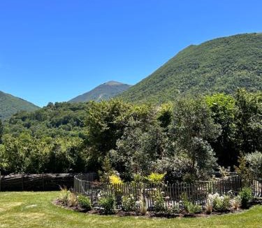 Vesc Bed & Breakfast | Chalet de Mielandre