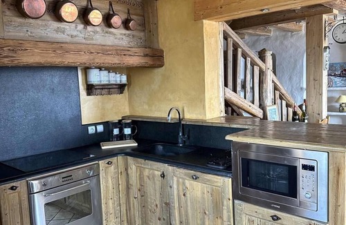 Bisanne 1500 Ski Chalet | Chalet, hammam, terrace, fireplace or stove, tv, 210m², Les Saisies