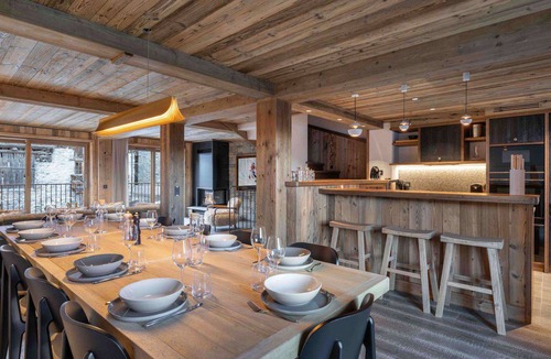 Le Raffort Ski Chalet | Chalet in Méribel for 12 people, pets allowed