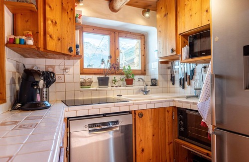 Saint-Bon-Tarentaise Ski Chalet | Chalet Le Persan Courchevel for 10 Guests