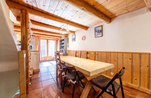 Saint-Bon-Tarentaise Ski Chalet | Chalet Le Persan Courchevel for 10 Guests