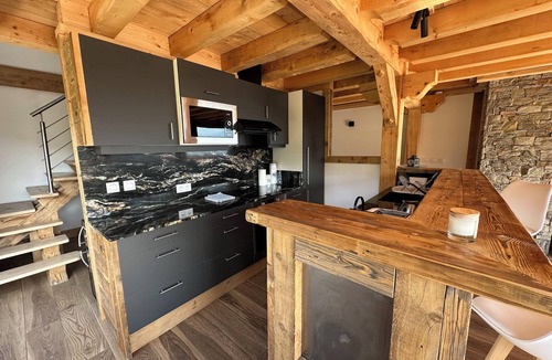 Combloux Ski Chalet | Chalet Mont Blanc view with outdoor jacuzzi