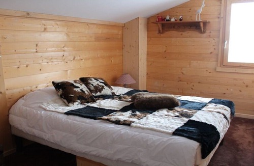 Le Praz de Lys Ski Chalet | Chalet Praz de Lys sleeps 17 on the slopes