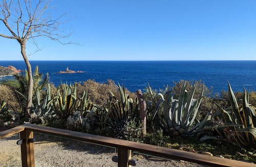 Le Dramont Ski Chalet | CHALET STANDING panoramic sea view