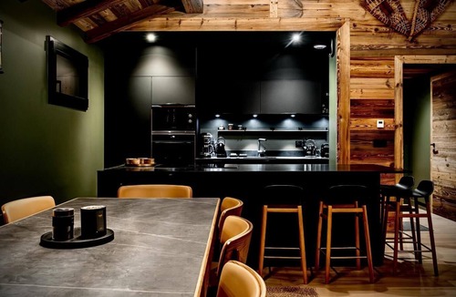 Montalbert Ski Chalet | Chalet, view mountain, sauna, terrace, balcony, parking, tv, ski locker, 155m², Montalbert