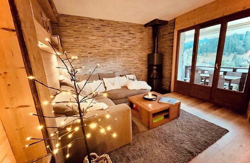 Valberg Ski Chalet | CHALET WAPITI A VALBERG Warm mountain cocoon. Quiet Near the slopes