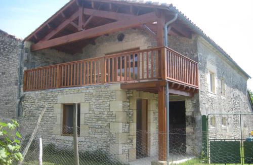 Blanzac les Matha Bed & Breakfast | Chambre d'hôte Au col de Cygne