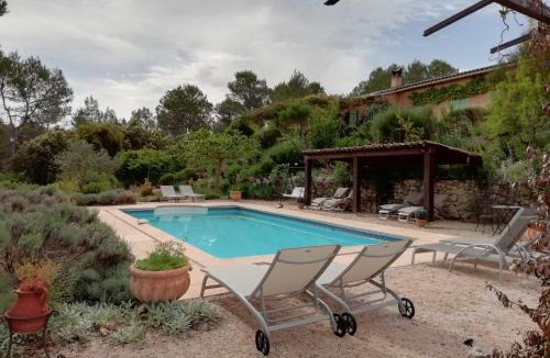 Les Arcs-sur-Argens Bed & Breakfast | Chambre d'Hôte Les coronilles