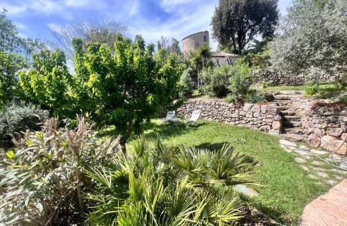 Seillons-Source-d'Argens House | Chambre Indépendante sur terrain avec piscine