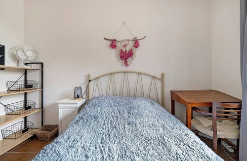 Monclar-de-Quercy Bed & Breakfast | Chambre Jardin – 12m², accessible guest room for 2 in Monclar-de-Quercy