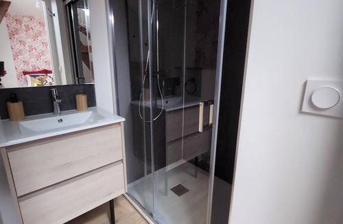 Centre-ville rive gauche Bed & Breakfast | Chambre Marc Chagall