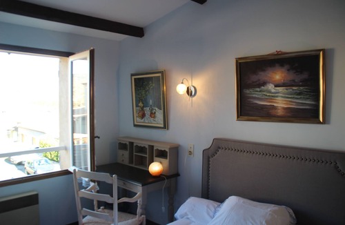 Manosque Bed & Breakfast | Chambres d'hôtes Elisa & Etienne