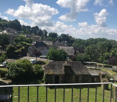 Donzenac House | Chambres d'hôtes L'âme de Travassac