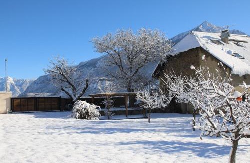 Chateauroux-les-Alpes Bed & Breakfast | Chambres d'hôtes Les Peschiers