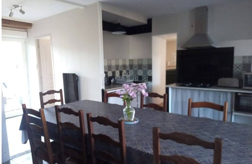 Limeyrat House | Character house