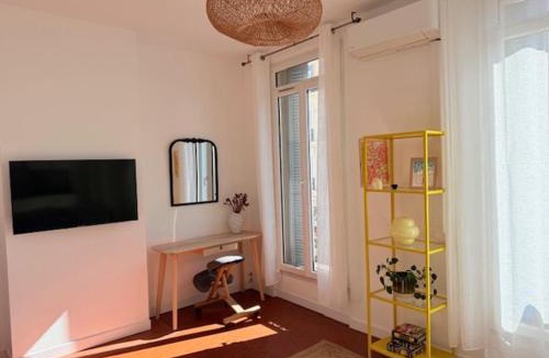 6th Arrondissement Apartment | Charm & comfort - Quartier des Antiquaires