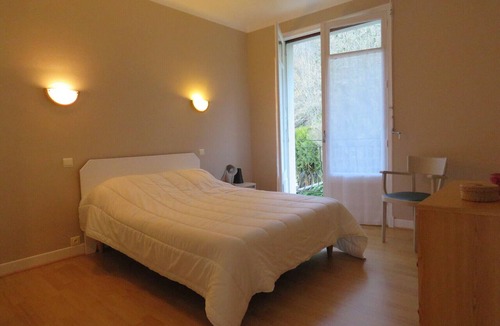 Saint-Pe-de-Bigorre Apartment | Charmant Appartement de 95m2 Dans une Maison Avec Pelouse Près de Lourdes 65