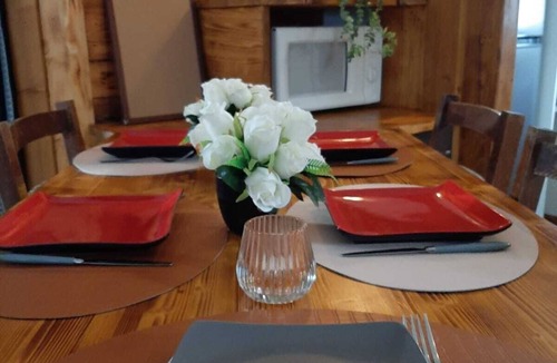 Cluses Ski Chalet | Charmant Chalet