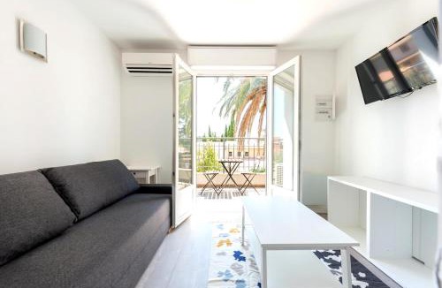 La Garde Apartment | Charmant studio ideal pour couple