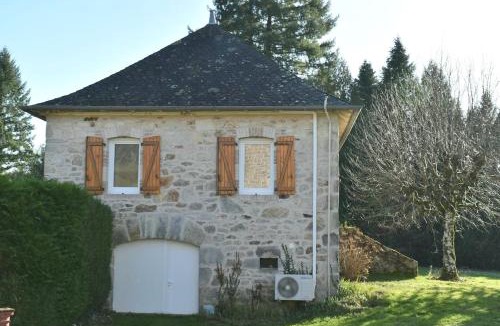 Gimel-les-Cascades Apartment | Charmante maison à la campagne