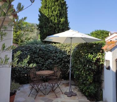 Cote d'Azur- French Riviera House | Charmante petite maison a l'éntrée de Saint Tropez