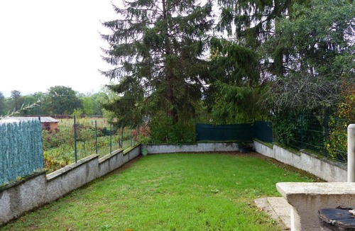 Saint-Germain-de-Salles Cottage | Charming cottage near the Sioule River with private garden