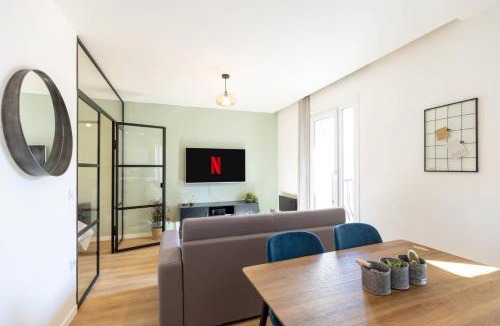 Lodi Apartment | Charming 1 BR in the Cours Julien | By Airnest